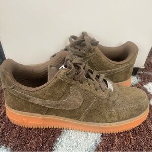 Nike Air Force 1 Low | Green Suede | Size: 8.5